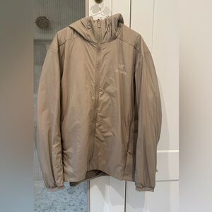 Arc'teryx Men's Atom Jacket